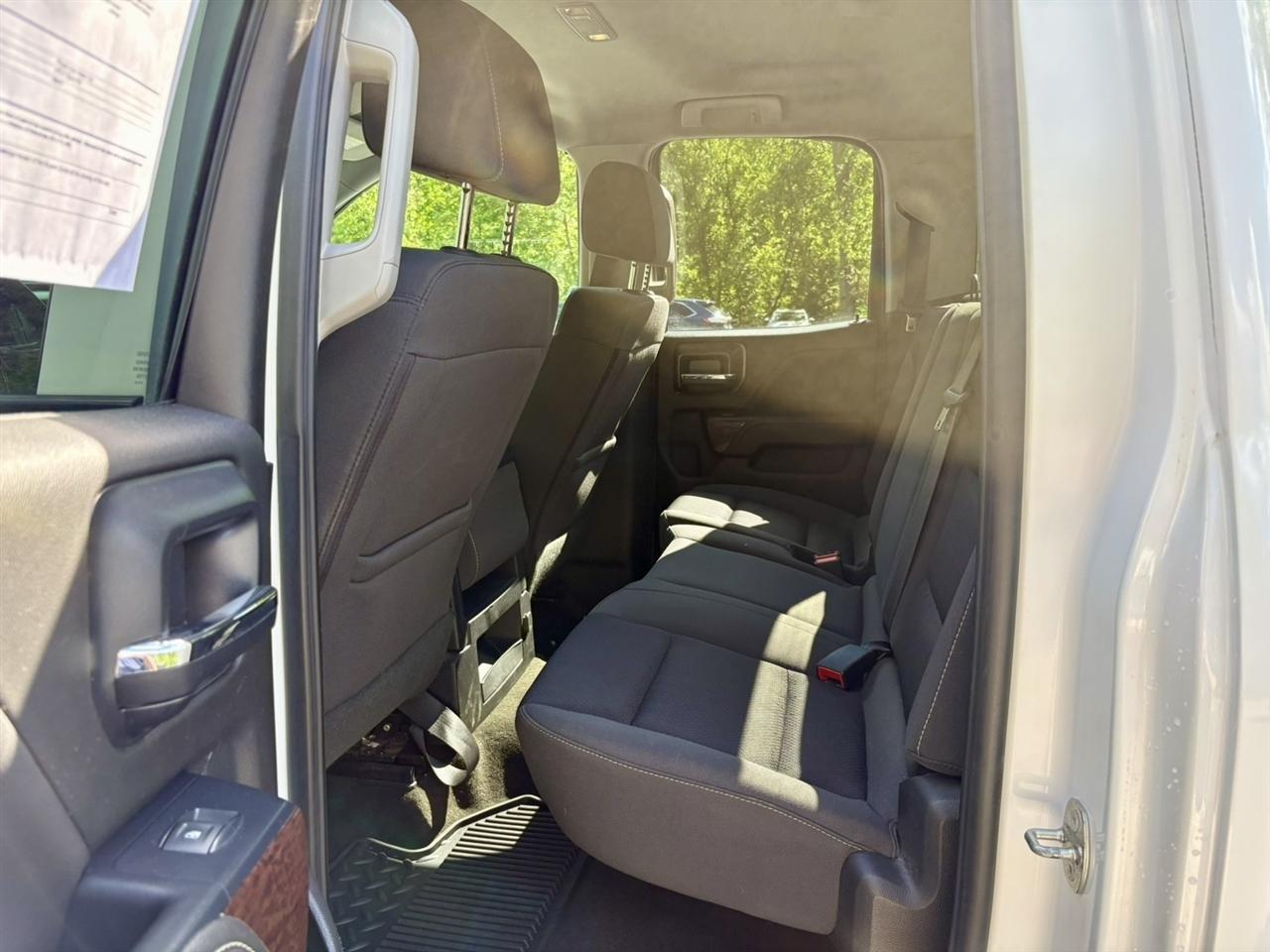 GMC Sierra 1500 4WD Double Cab 143.5" SLE 2018