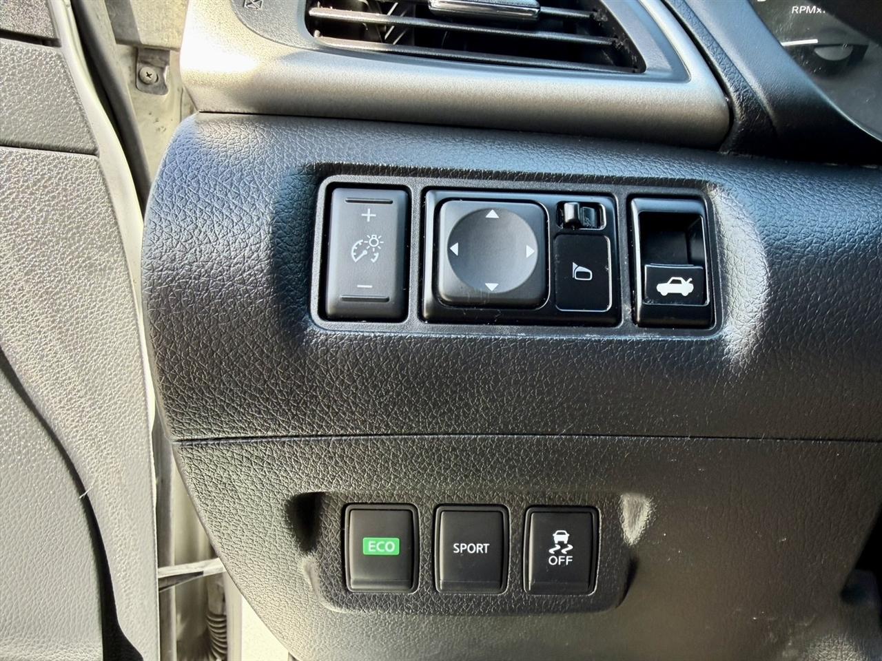 Nissan Sentra S CVT 2015