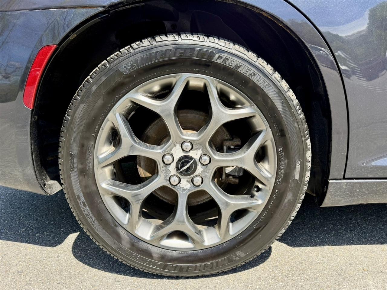 Chrysler 300 4dr Sdn 300S AWD 2016