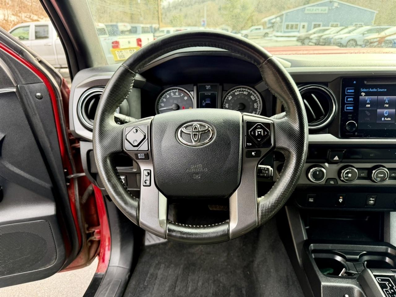 Toyota Tacoma SR5 Access Cab V6 6AT 4WD 2016