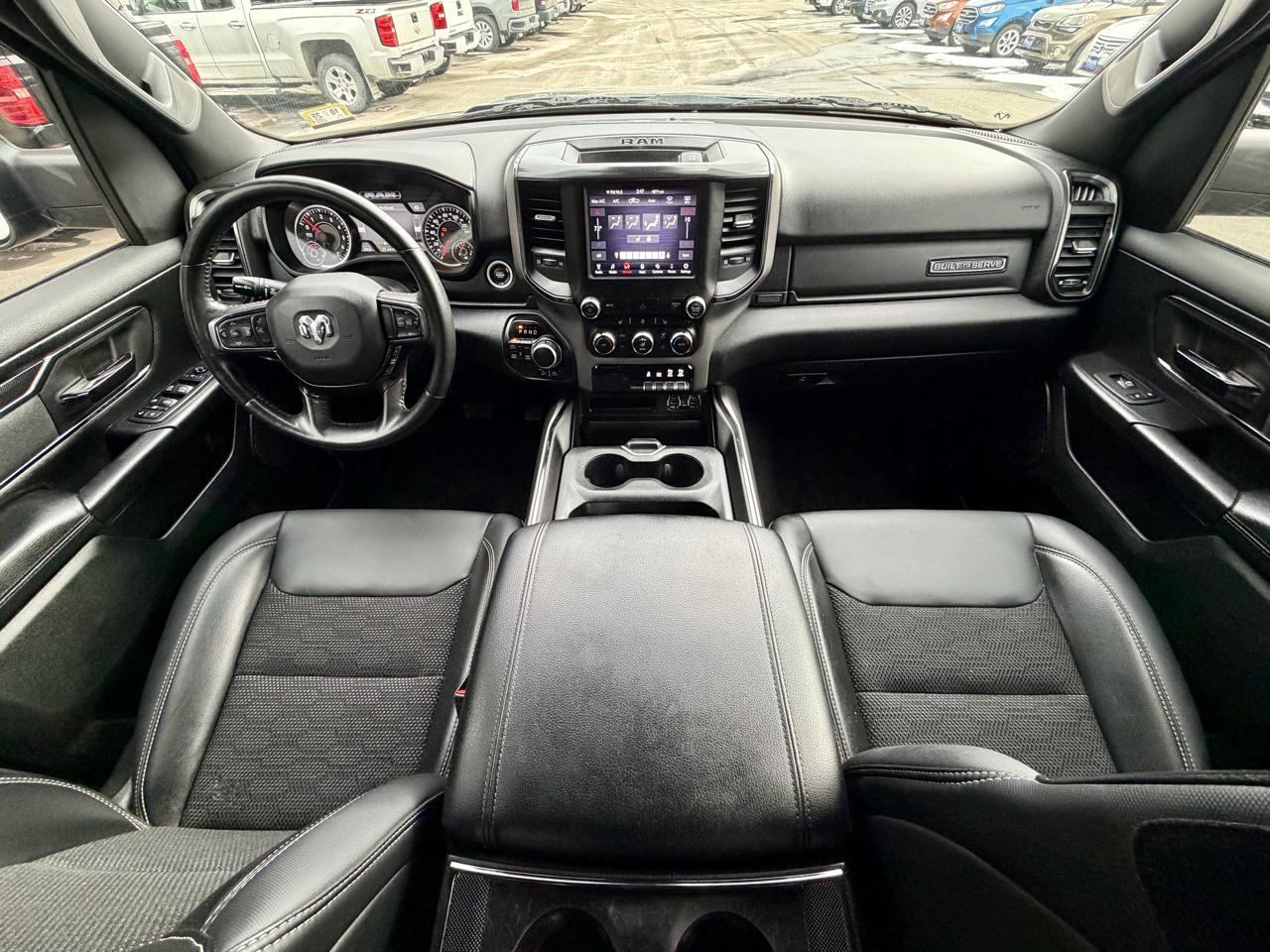 RAM 1500 Big Horn Crew Cab SWB 4WD 2021