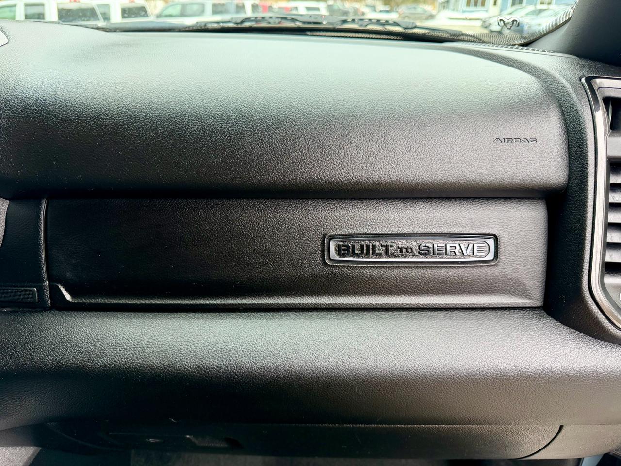 RAM 1500 Big Horn Crew Cab SWB 4WD 2021