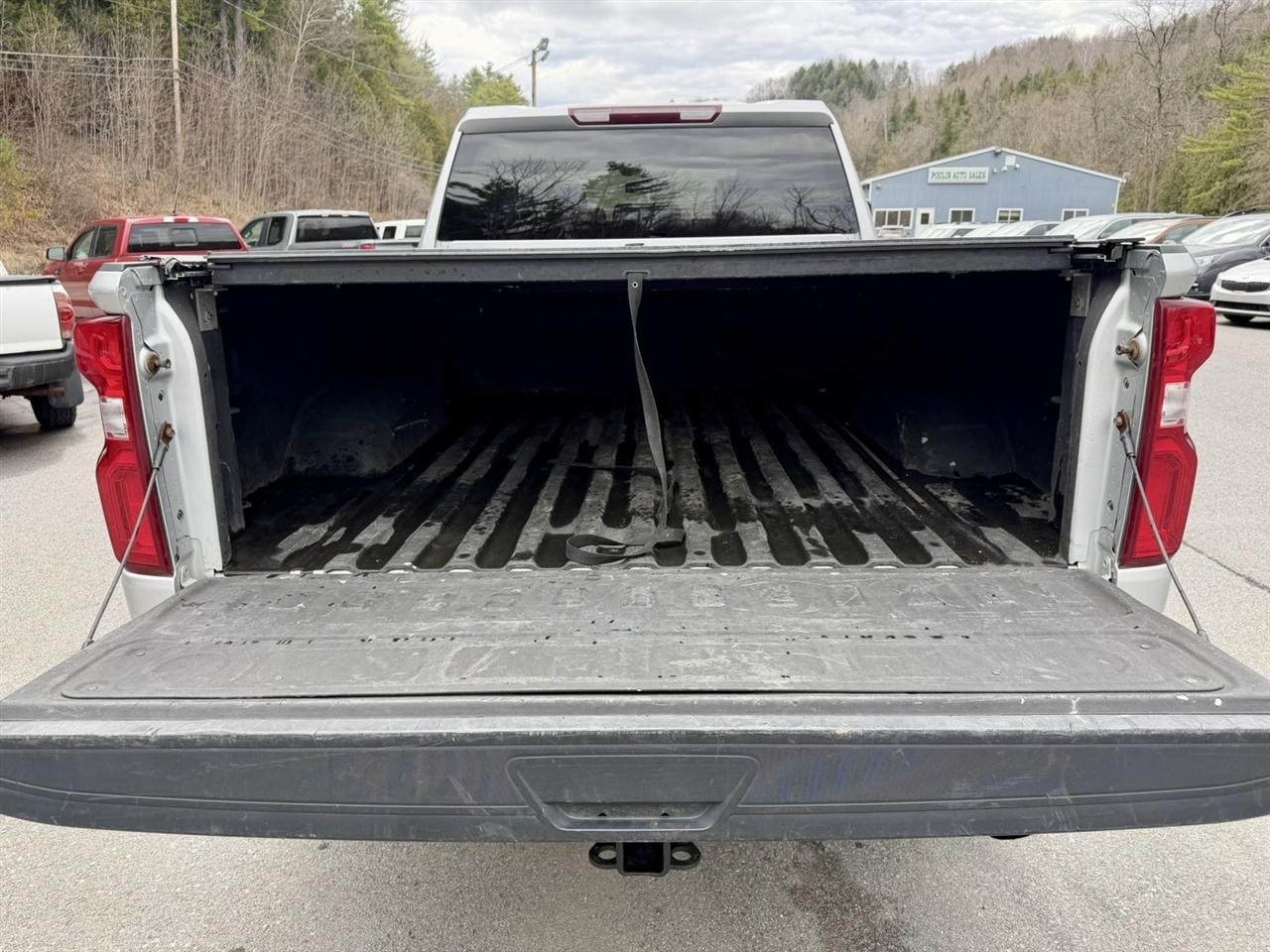 Chevrolet Silverado 2500HD Custom Crew Cab Long Box 4WD 2021