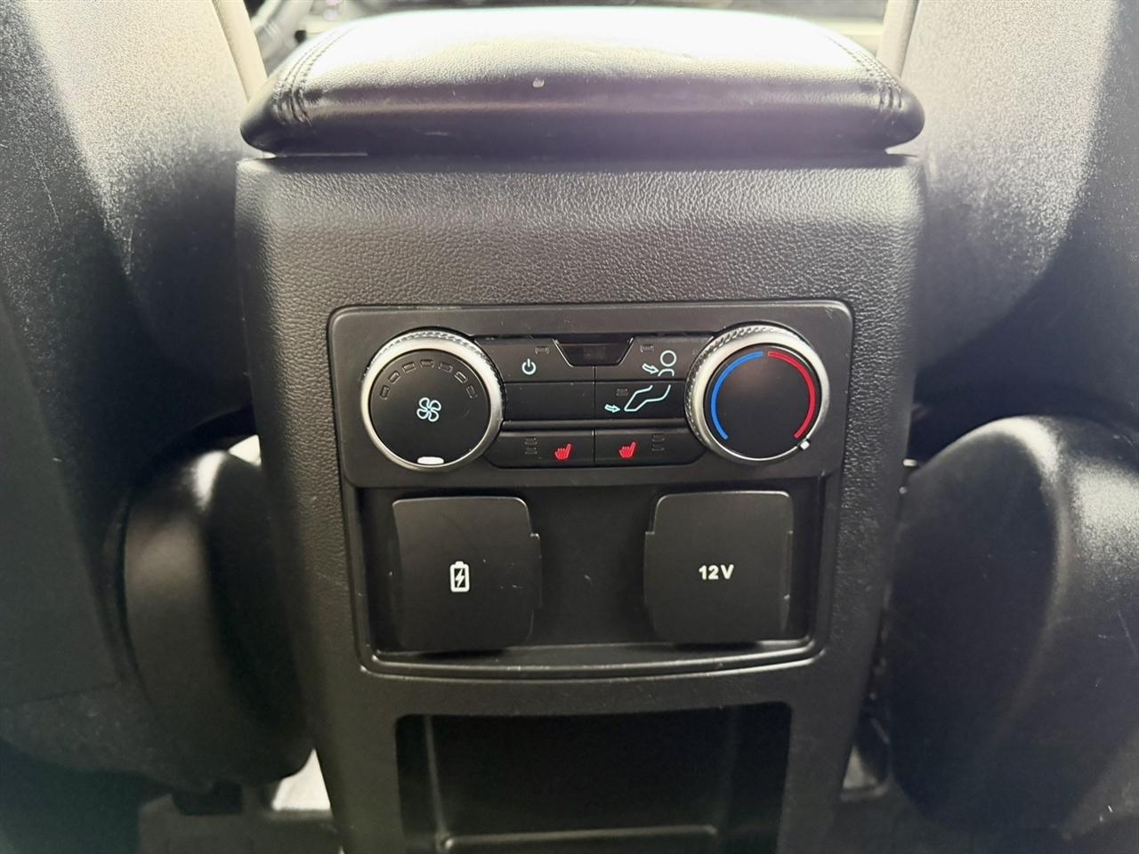 Ford Explorer XLT AWD 2020