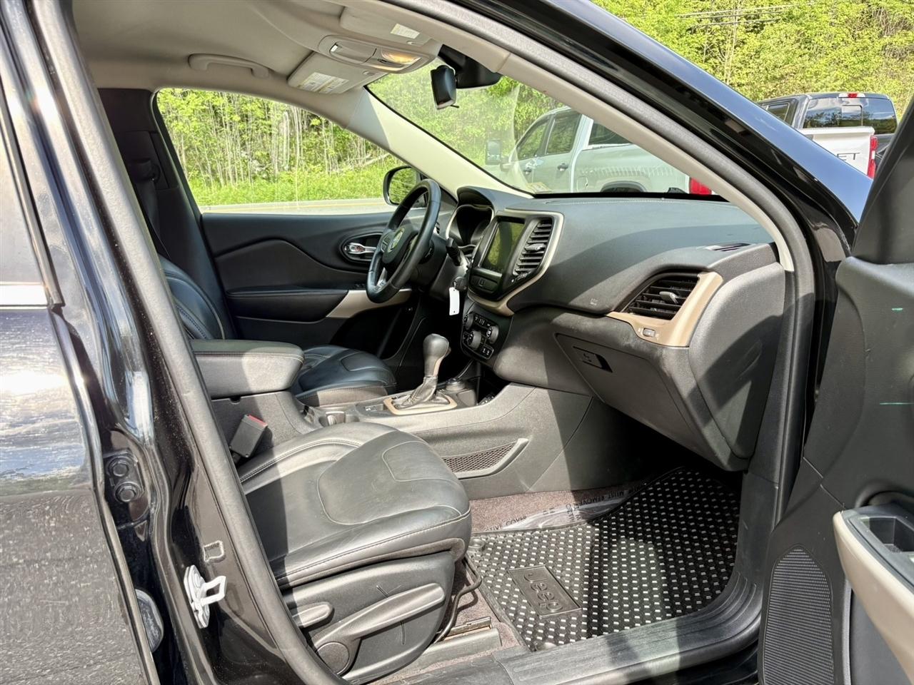 Jeep Cherokee Latitude 4x4 2017