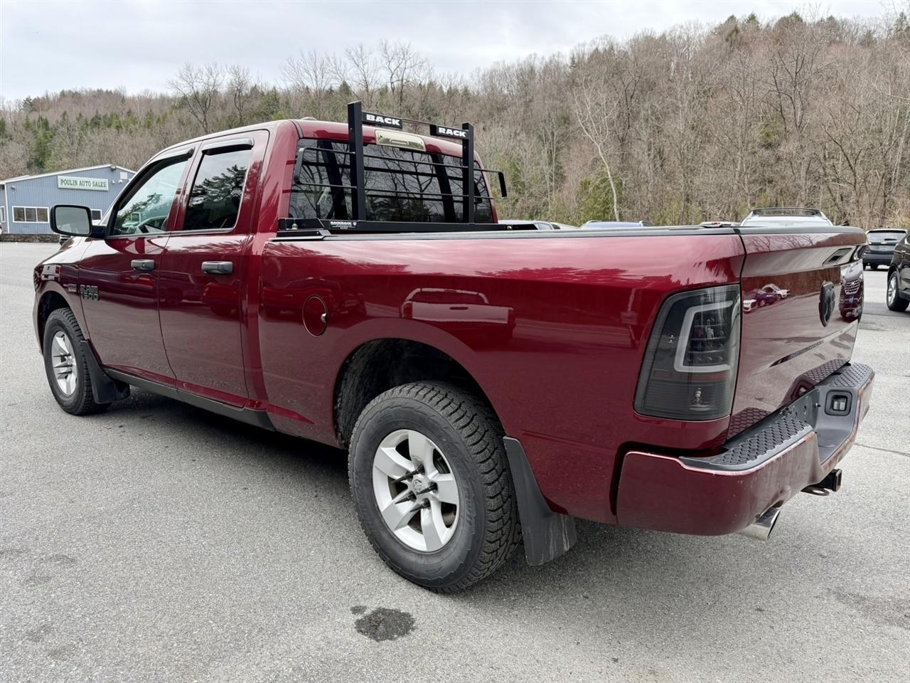 RAM 1500 Tradesman Quad Cab 4WD 2017