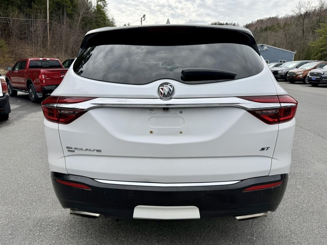 Buick Enclave Essence AWD 2020