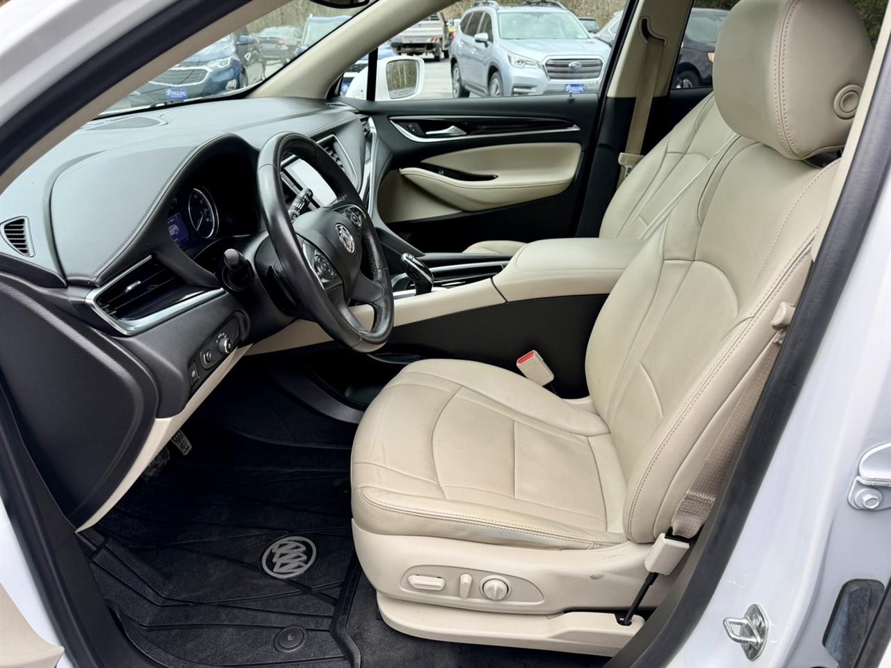 Buick Enclave Essence AWD 2020