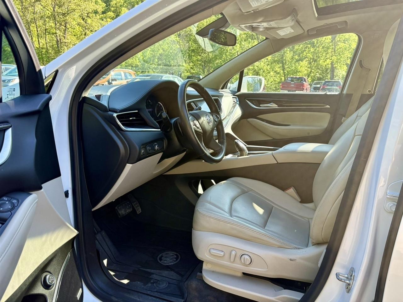 Buick Enclave AWD 4dr Essence 2020
