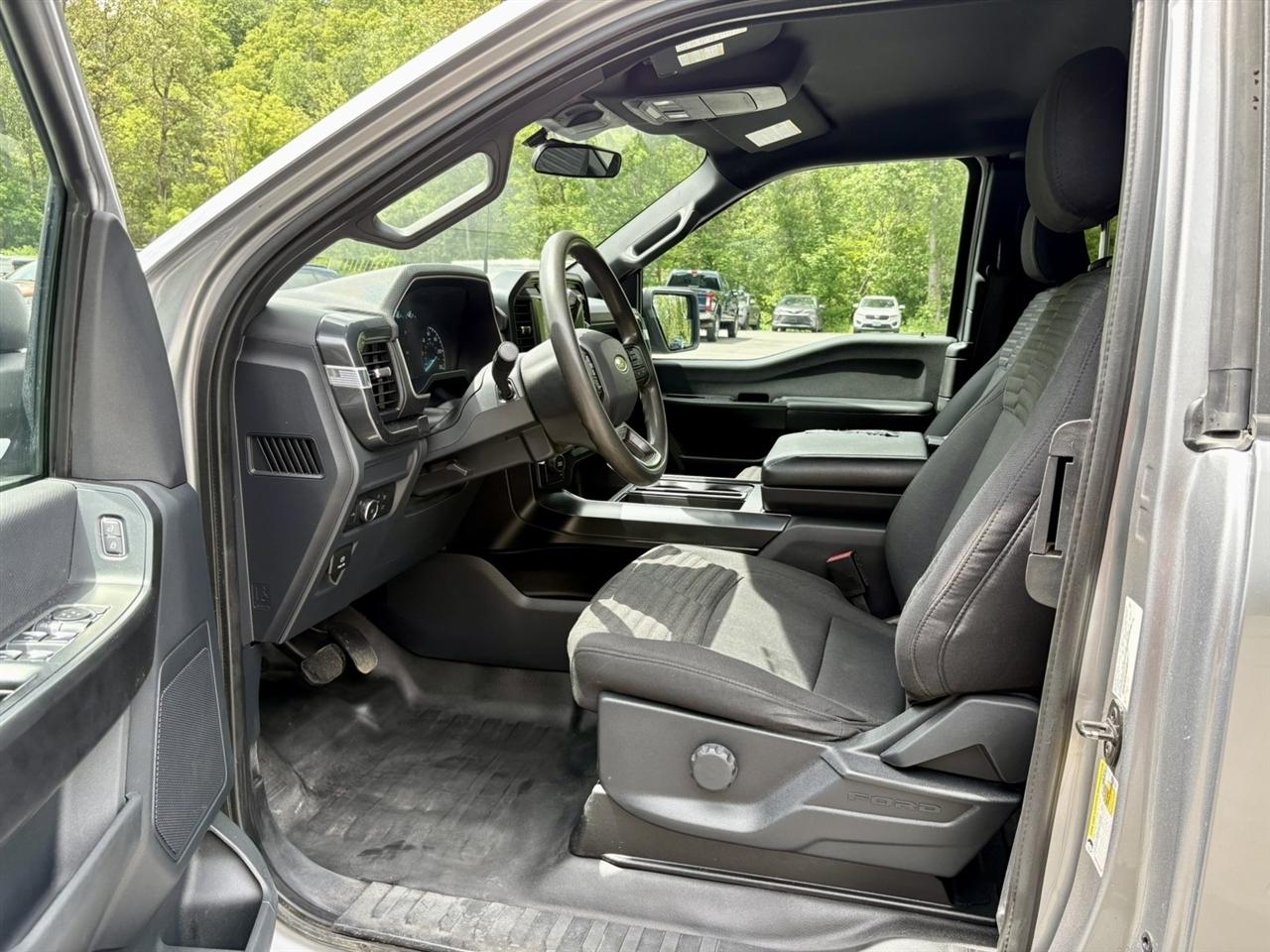 Ford F-150 XL 4WD SuperCab 8' Box 2022