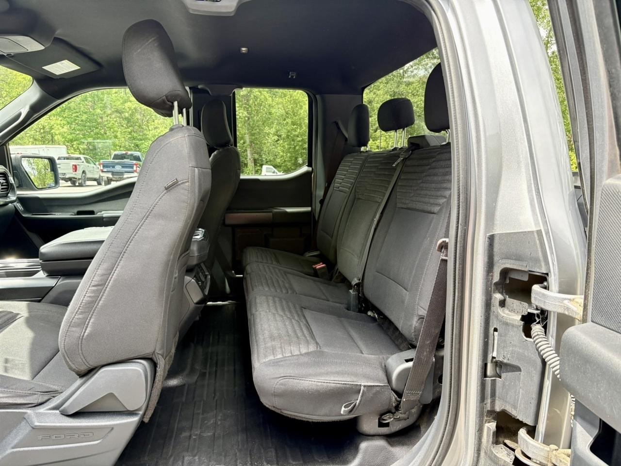Ford F-150 XL 4WD SuperCab 8' Box 2022