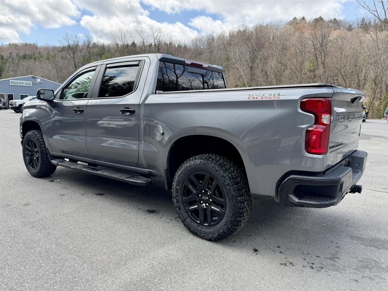 Chevrolet Silverado 1500 4WD Crew Cab 147" LT Trail Boss 2021