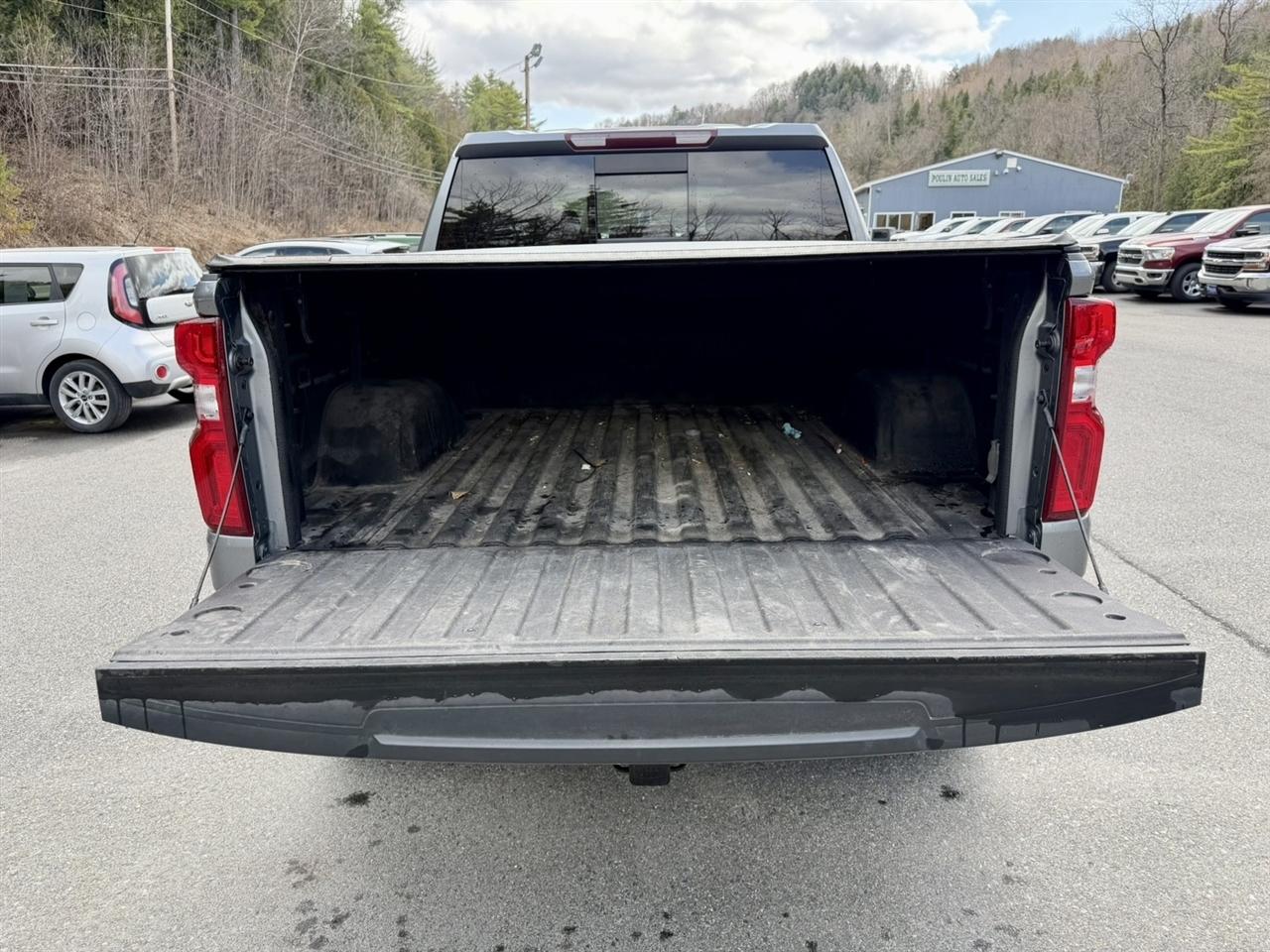 Chevrolet Silverado 1500 4WD Crew Cab 147" LT Trail Boss 2021