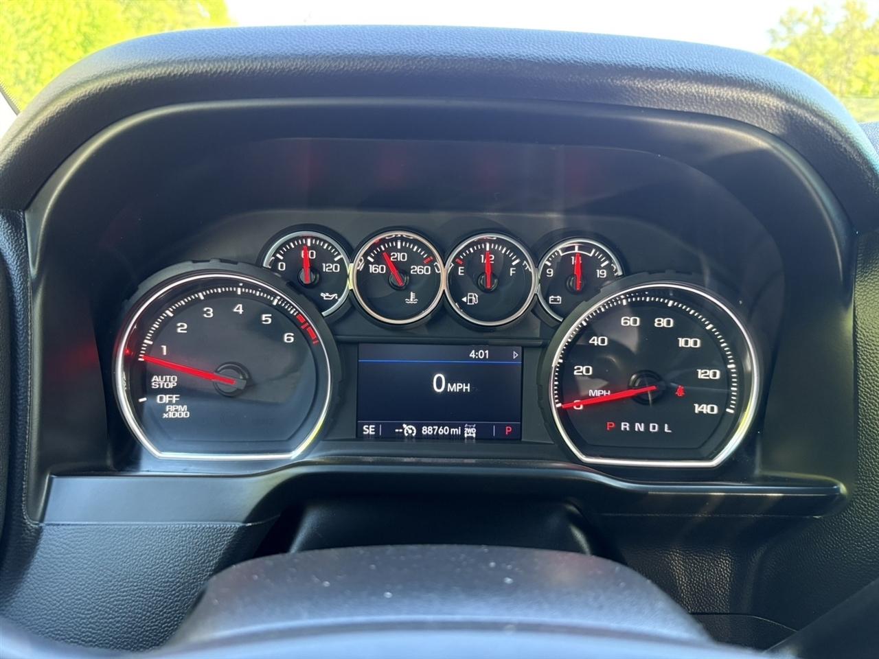Chevrolet Silverado 1500 4WD Crew Cab 147" LT Trail Boss 2021