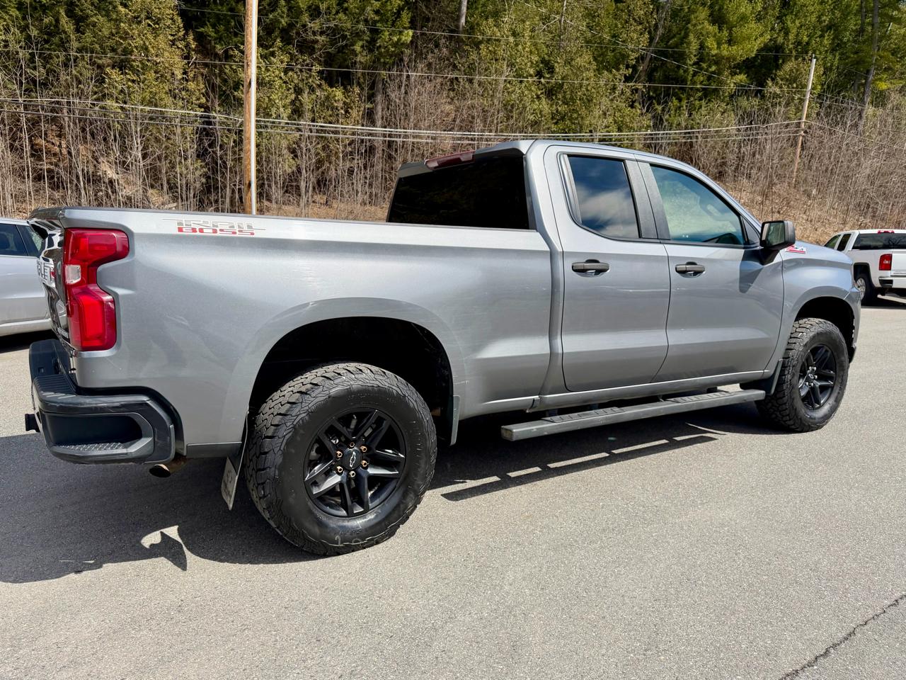 Chevrolet Silverado 1500 Custom Trail Boss Double Cab 4WD 2020