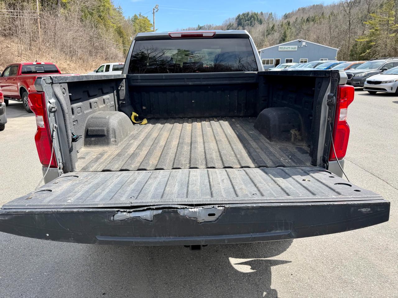 Chevrolet Silverado 1500 Custom Trail Boss Double Cab 4WD 2020