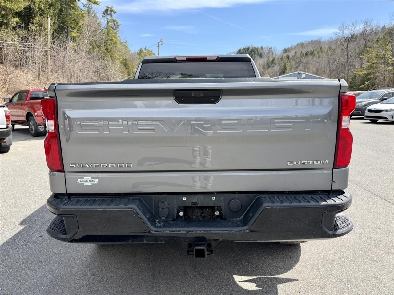 Chevrolet Silverado 1500 Custom Trail Boss Double Cab 4WD 2020