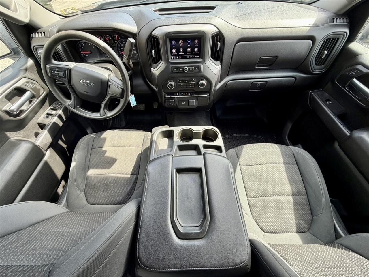 Chevrolet Silverado 1500 Custom Trail Boss Double Cab 4WD 2020