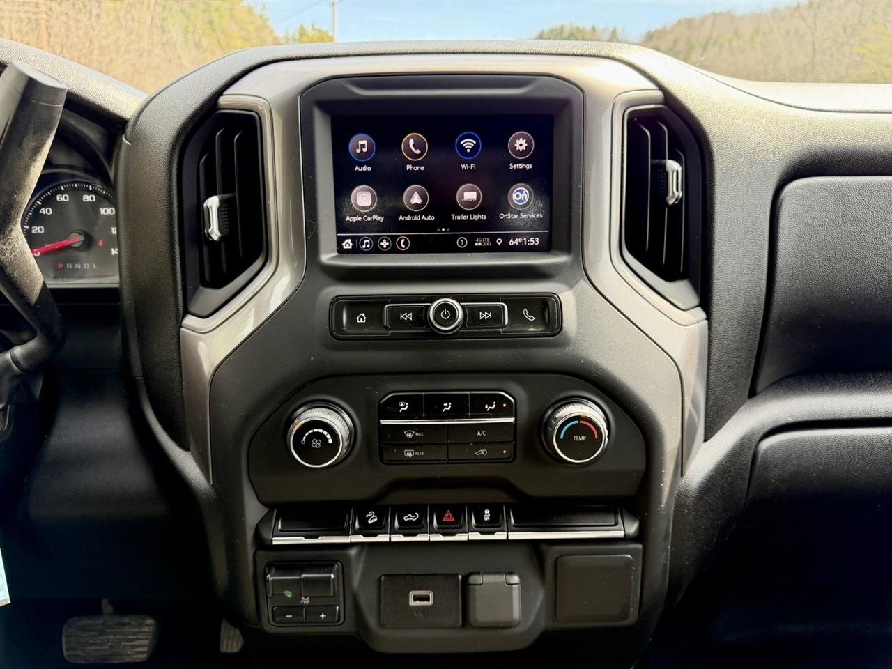 Chevrolet Silverado 1500 Custom Trail Boss Double Cab 4WD 2020