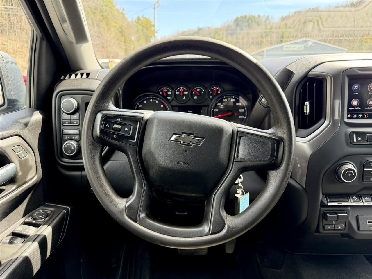 Chevrolet Silverado 1500 Custom Trail Boss Double Cab 4WD 2020