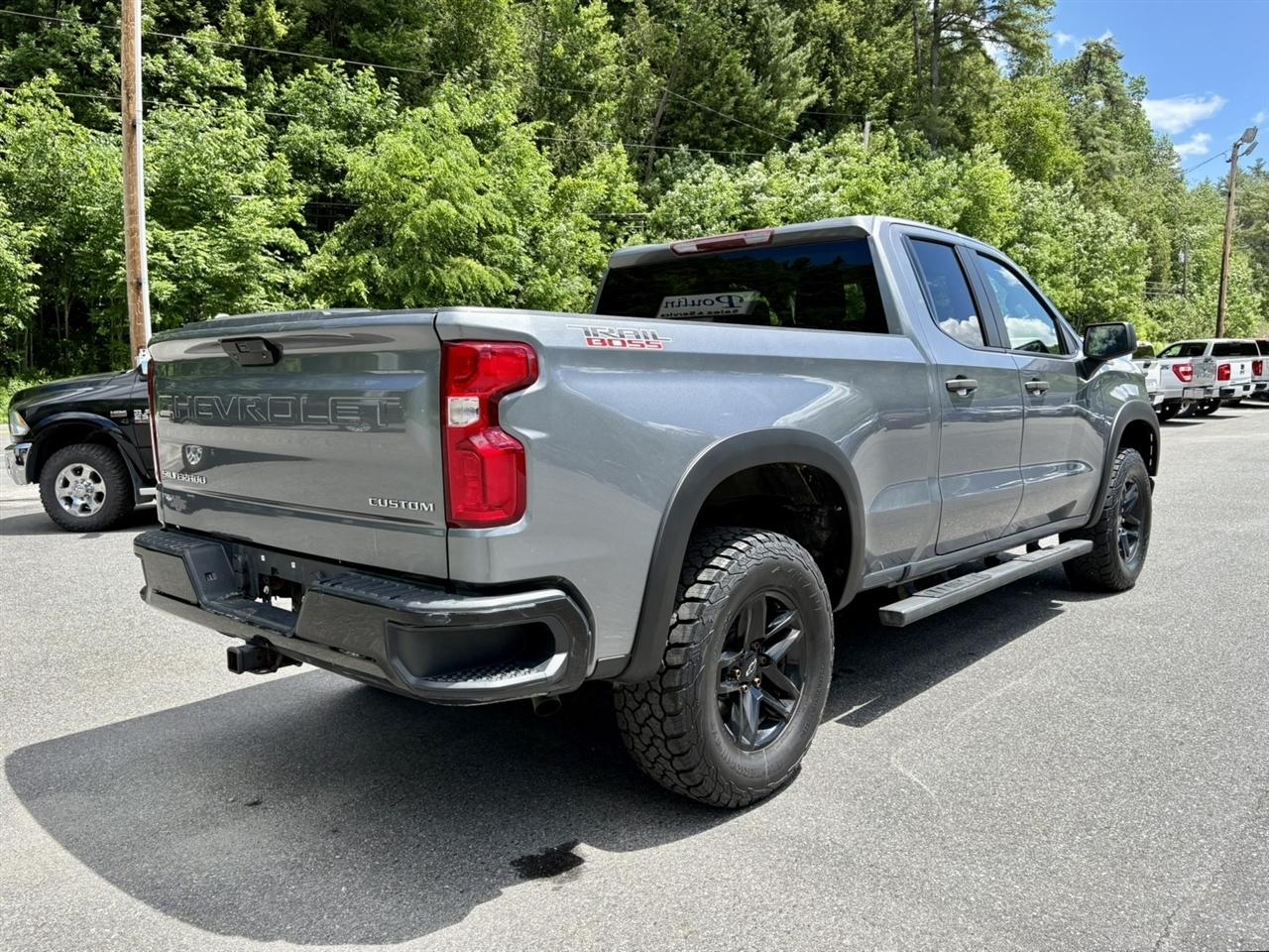 Chevrolet Silverado 1500 4WD Double Cab 147" Custom Trail Boss 2020