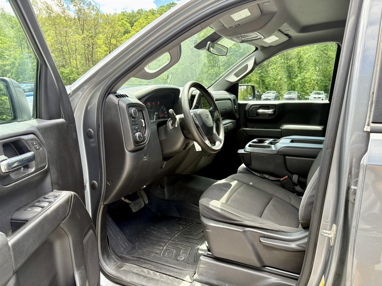 Chevrolet Silverado 1500 4WD Double Cab 147" Custom Trail Boss 2020