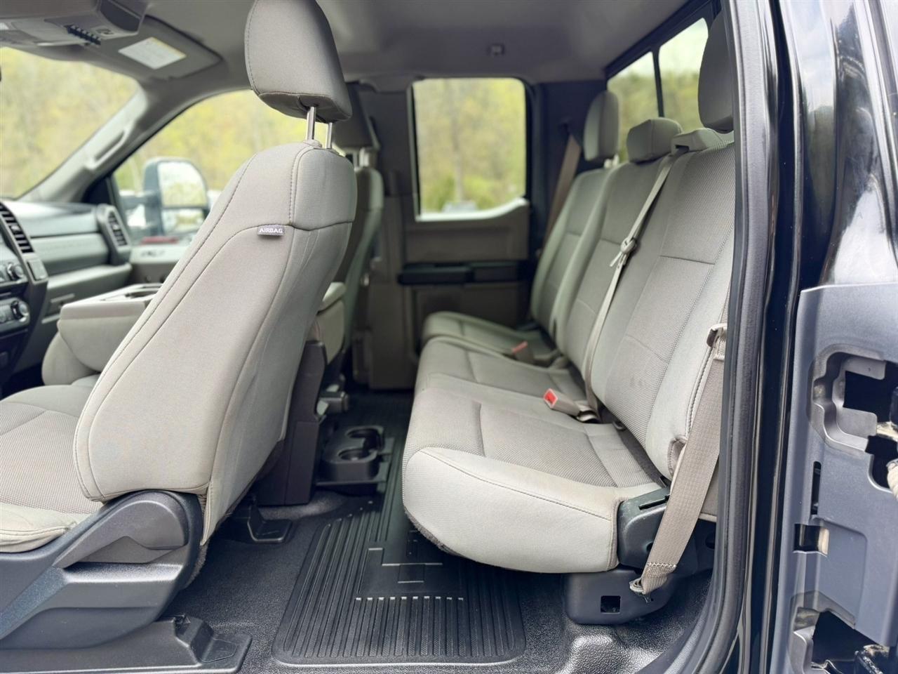 Ford F-250 SD XL 4WD SuperCab 8' Box 2018