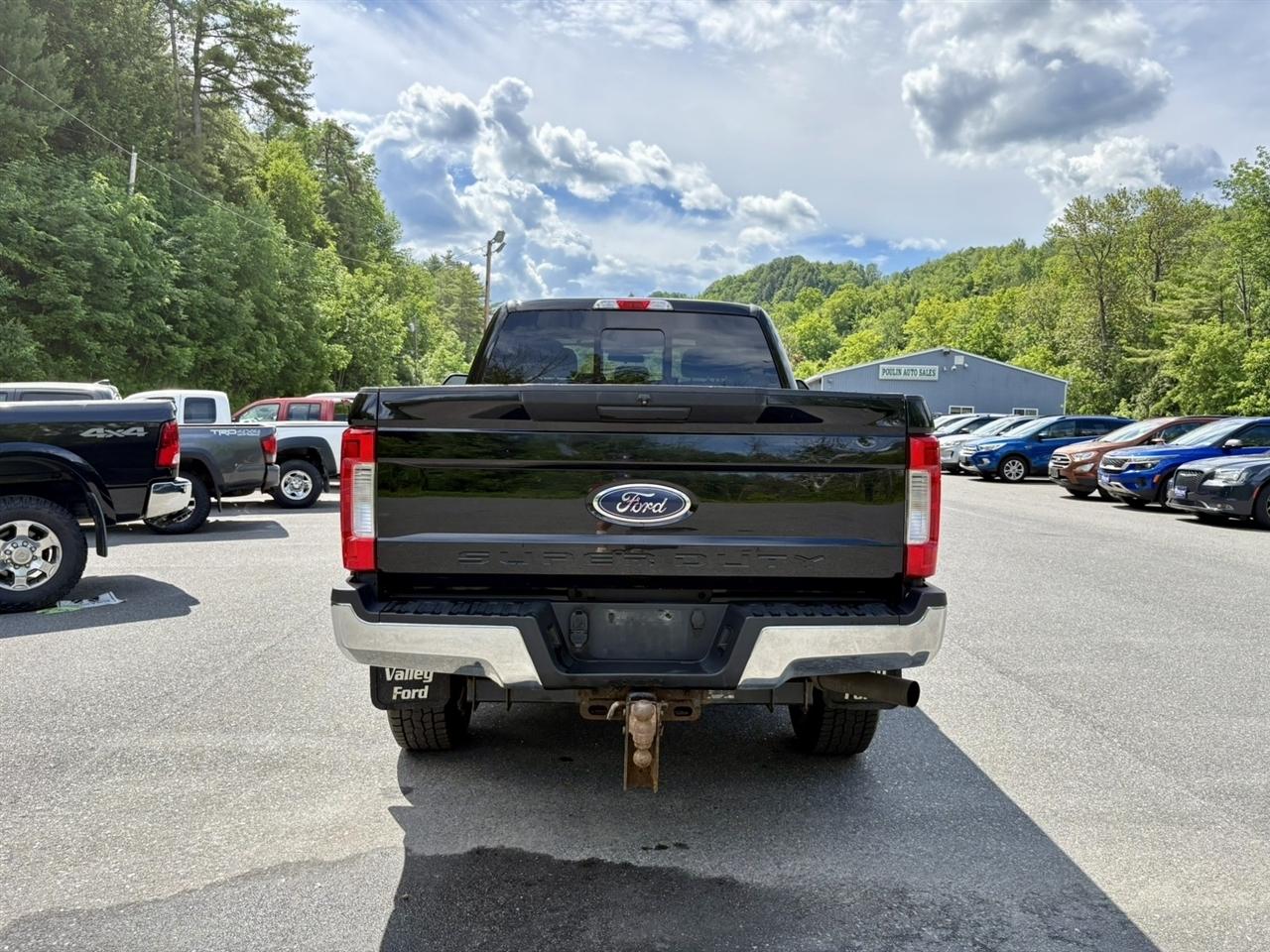 Ford F-250 SD  2018