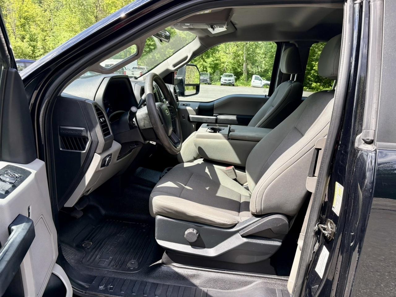Ford F-250 SD  2018