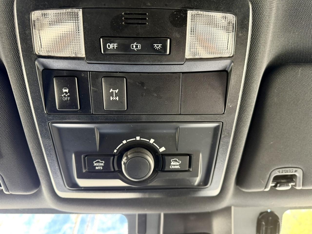 Toyota Tacoma TRD Off Road Double Cab 5' Bed V6 4x4 AT (Natl) 2018