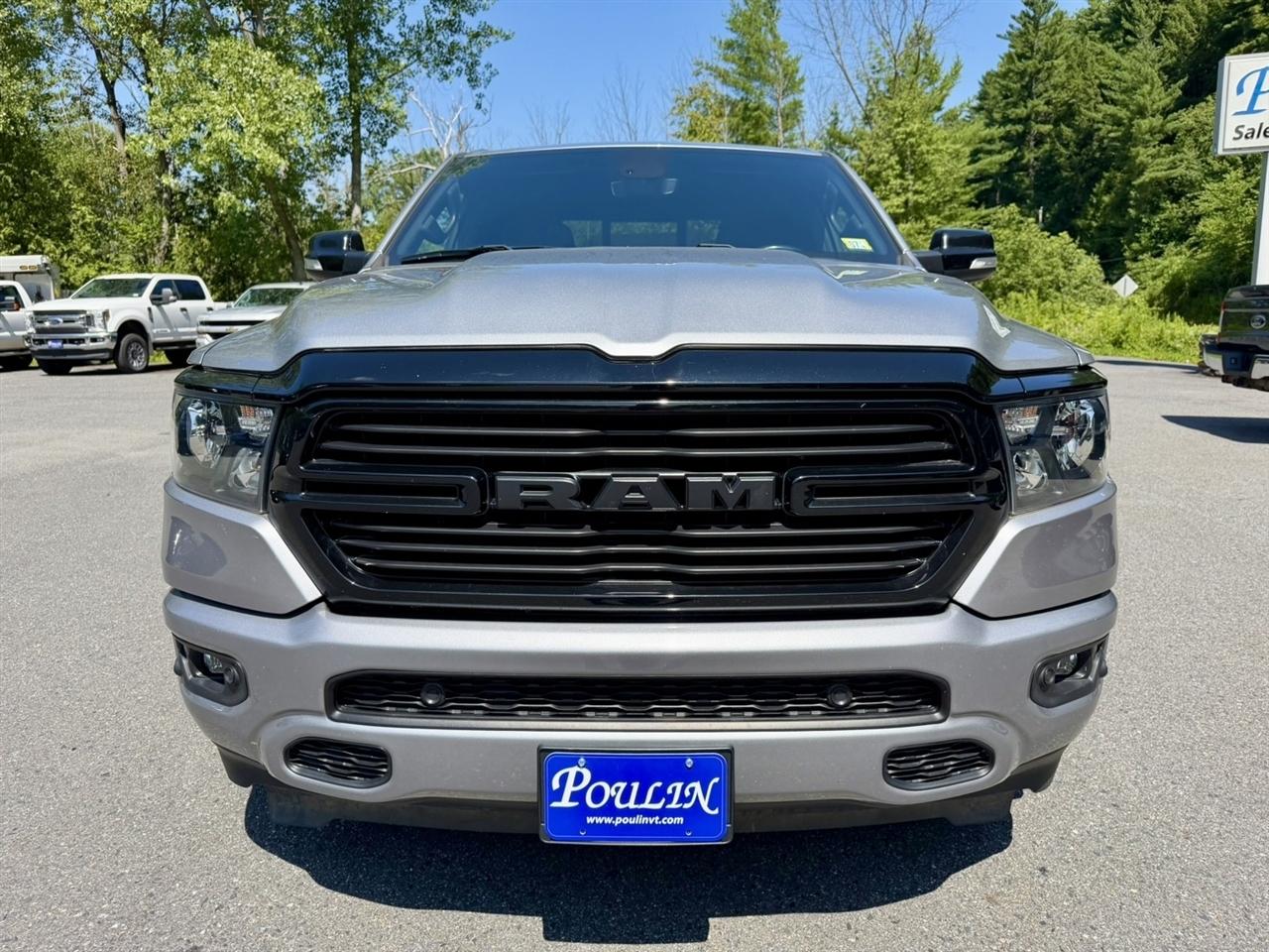 RAM 1500 Big Horn 4x4 Quad Cab 6'4" Box 2021