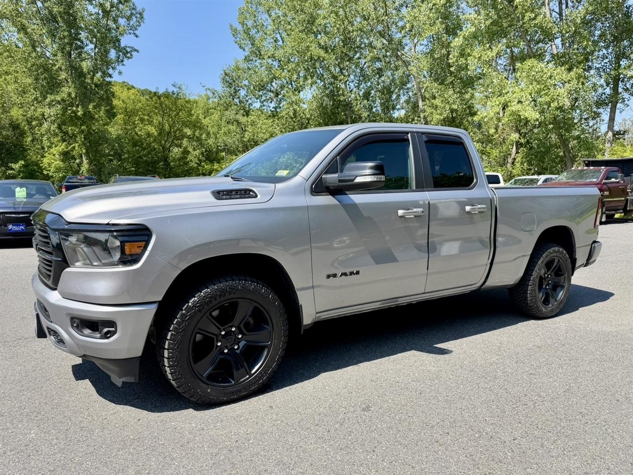 RAM 1500 Big Horn 4x4 Quad Cab 6'4" Box 2021