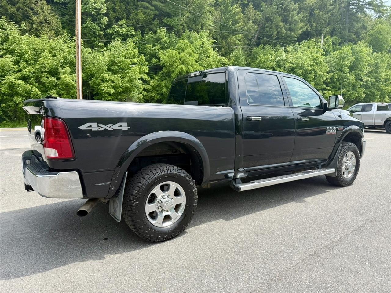 RAM 2500 Big Horn 4x4 Crew Cab 6'4" Box 2018