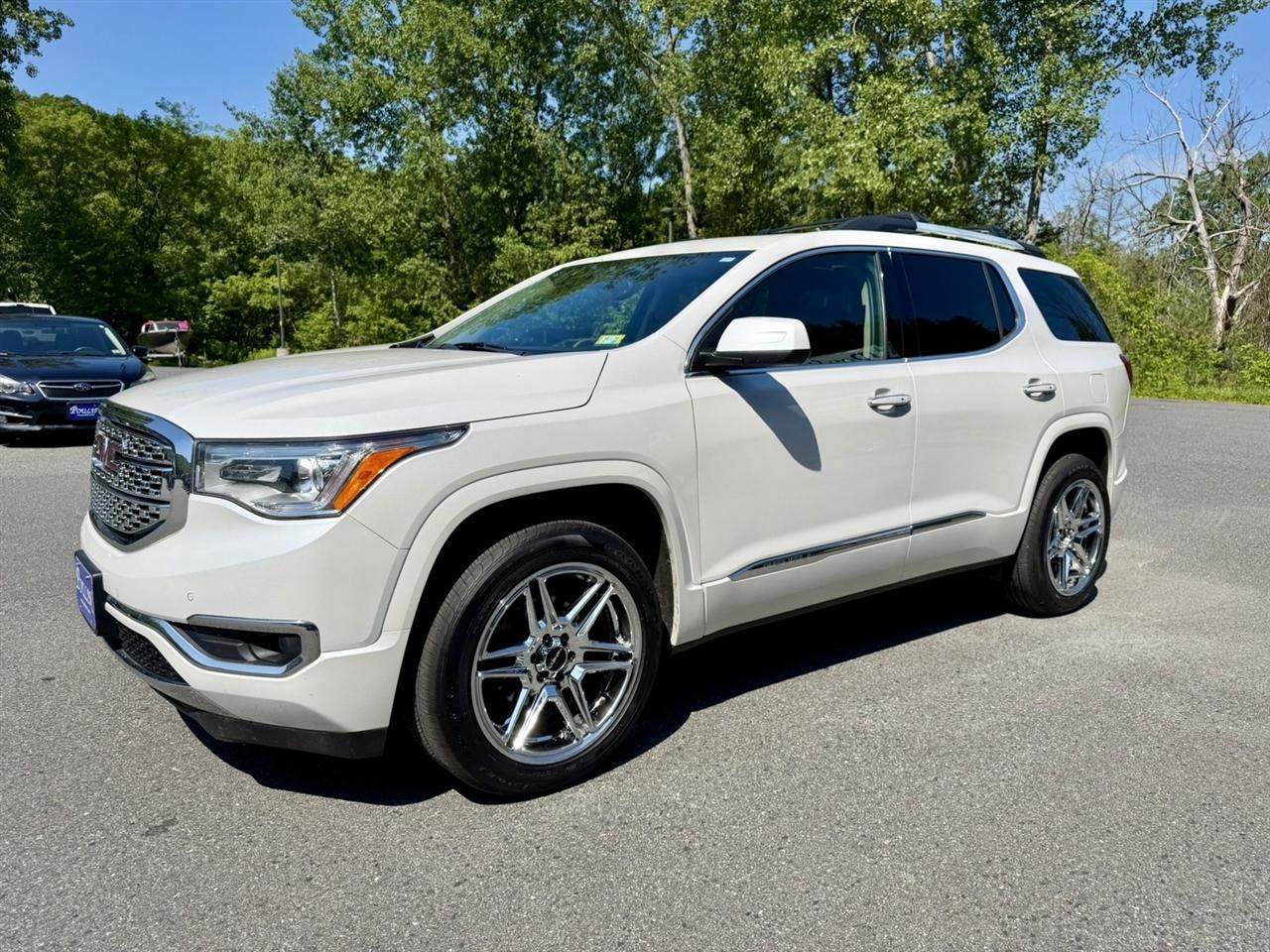 GMC Acadia AWD 4dr Denali 2017