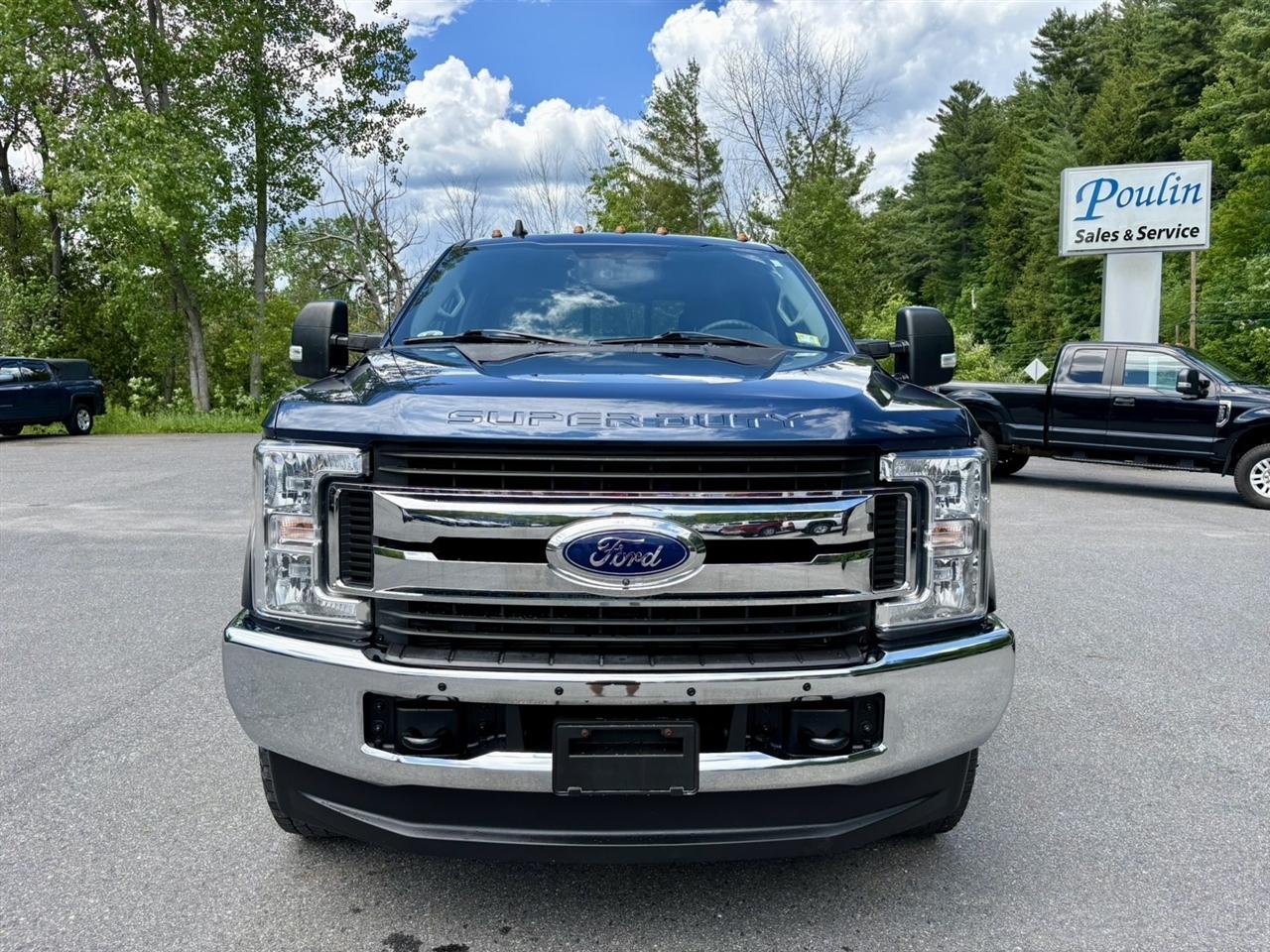 Ford Super Duty F-350 SRW XL 4WD Crew Cab 6.75' Box 2019