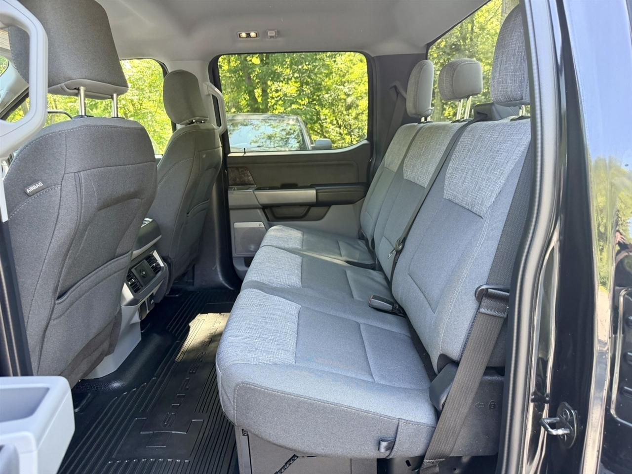 Ford Super Duty F-350 SRW XLT 4WD Crew Cab 6.75' Box 2023