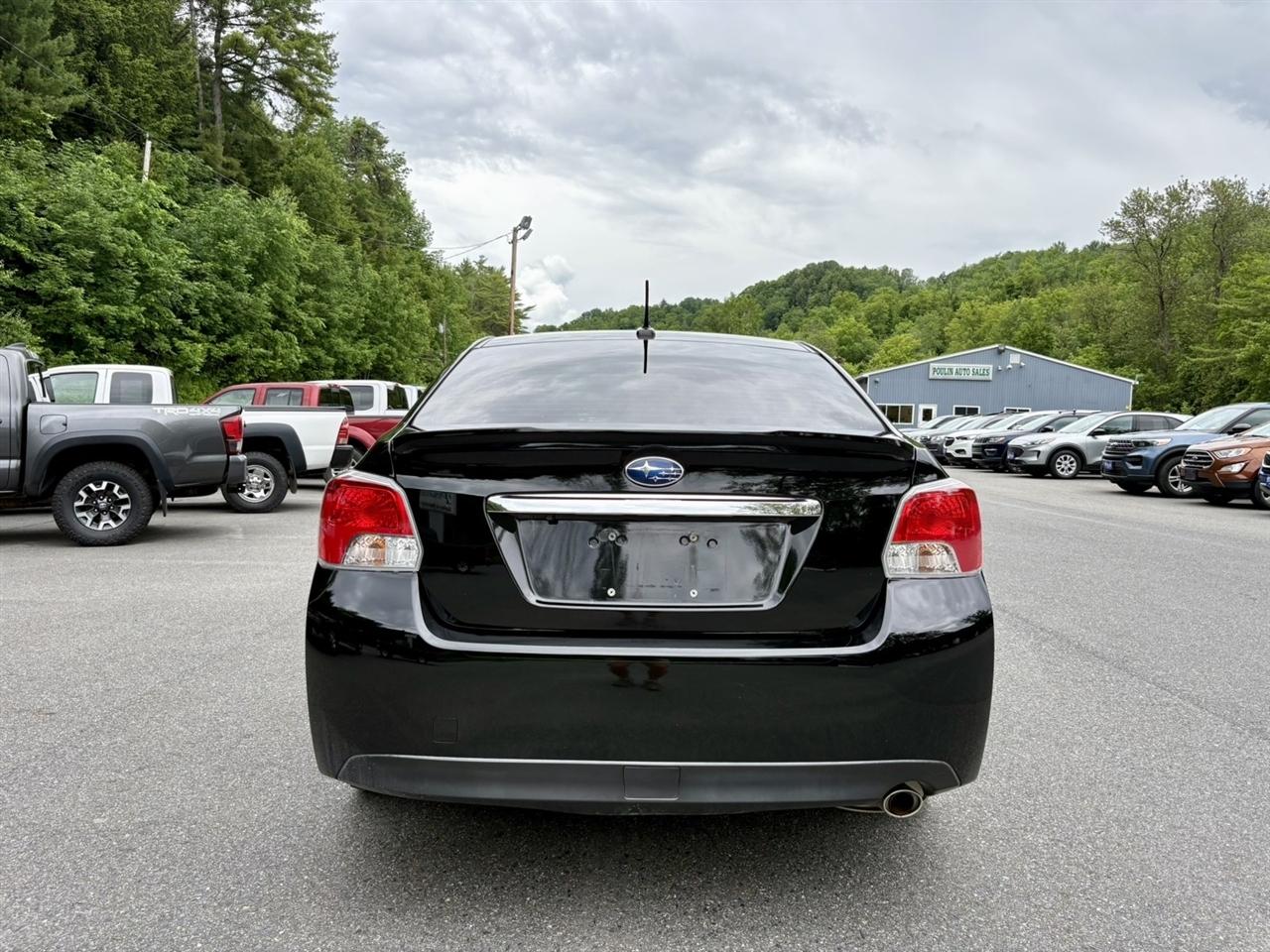 Subaru Impreza Sedan 4dr CVT 2.0i Limited 2015