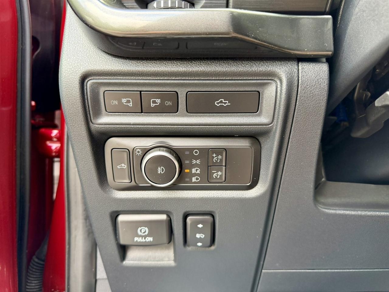 Ford F-150 XL 4WD SuperCrew 5.5' Box 2021