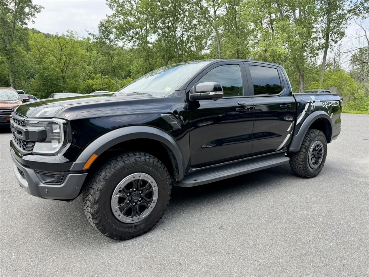 Ford Ranger Raptor 4WD SuperCrew 5' Box 2024