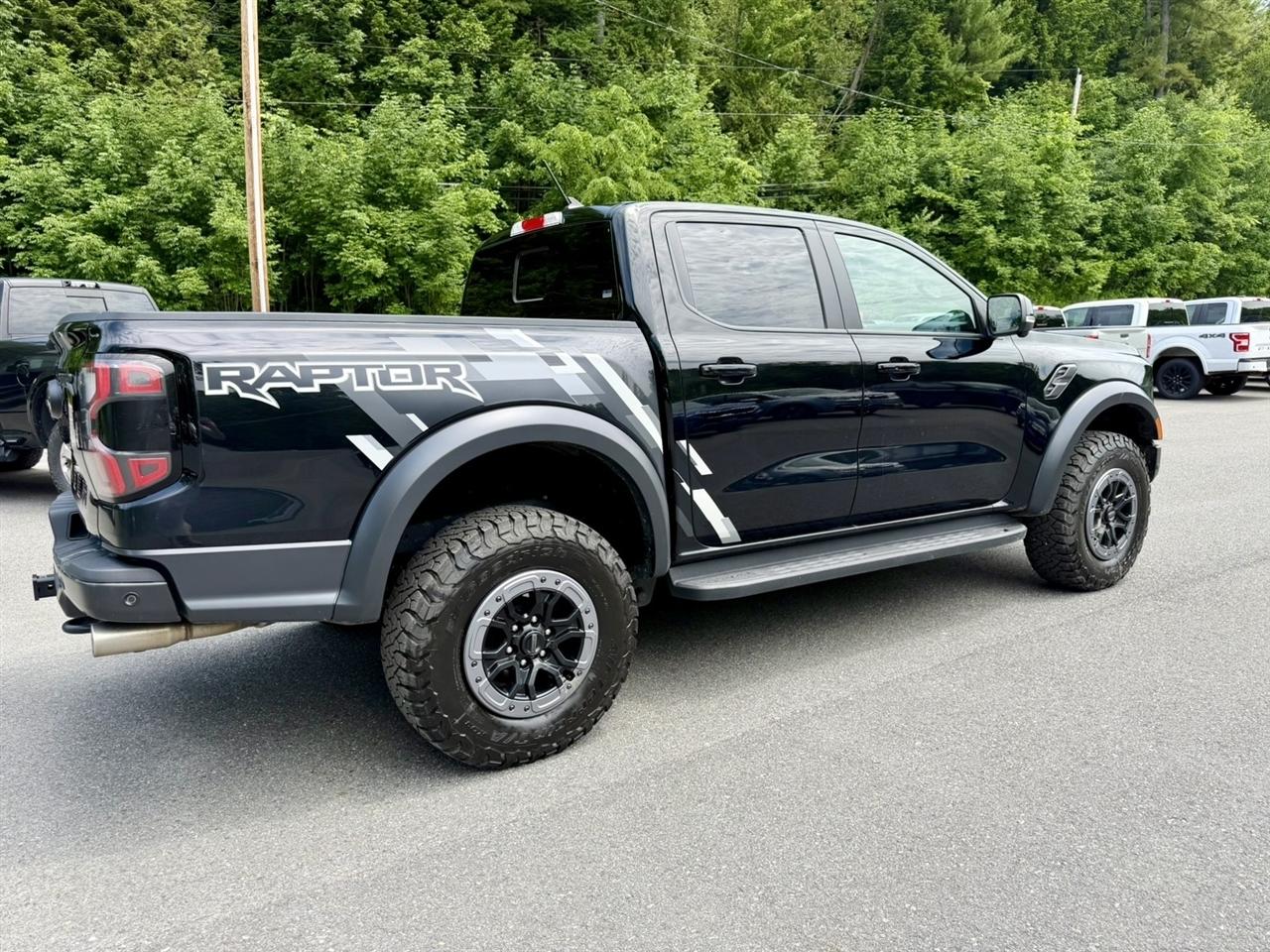 Ford Ranger Raptor 4WD SuperCrew 5' Box 2024