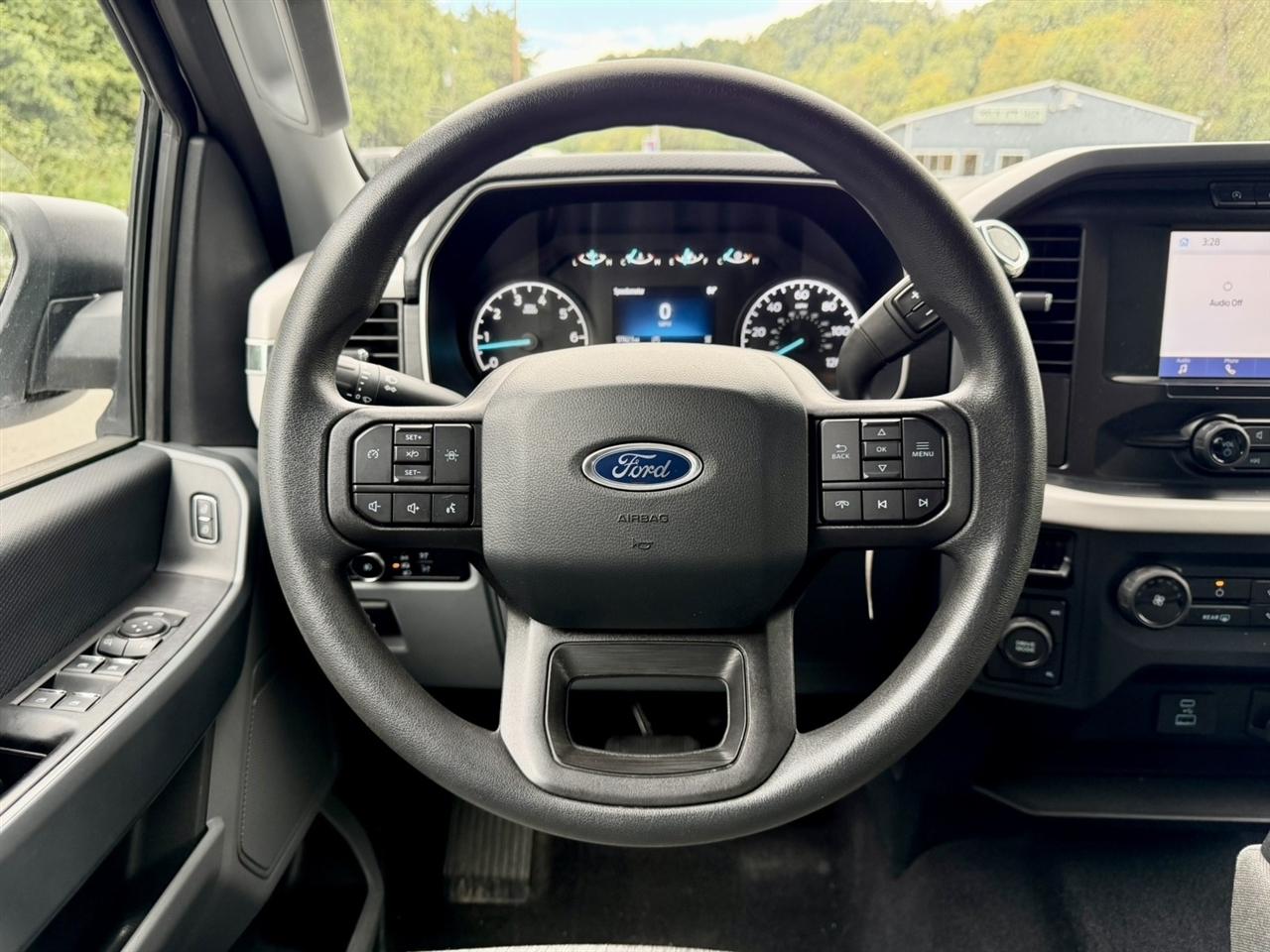 Ford F-150 XL SuperCrew 6.5-ft. Bed 4WD 2023