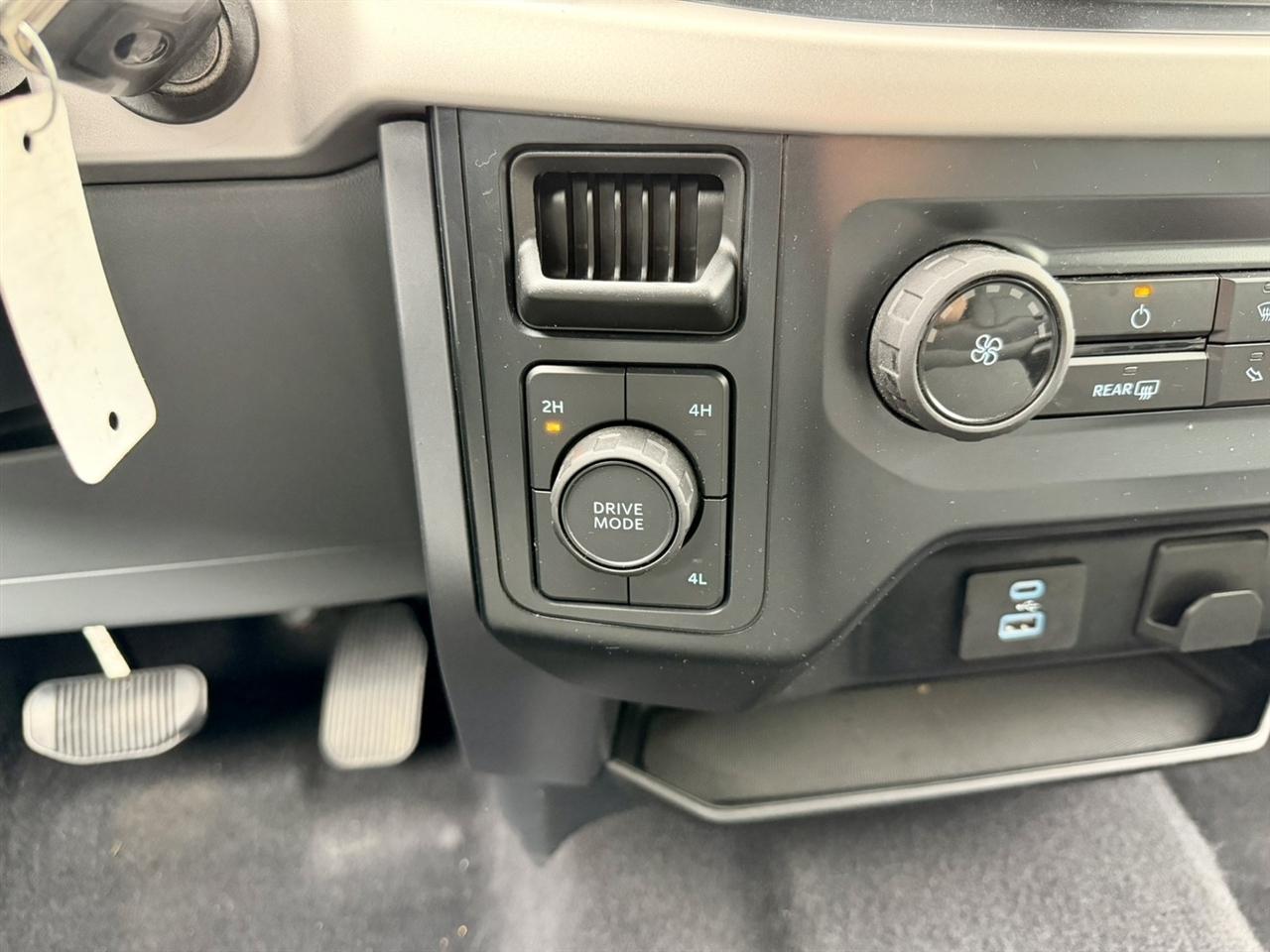 Ford F-150 XL SuperCrew 6.5-ft. Bed 4WD 2023