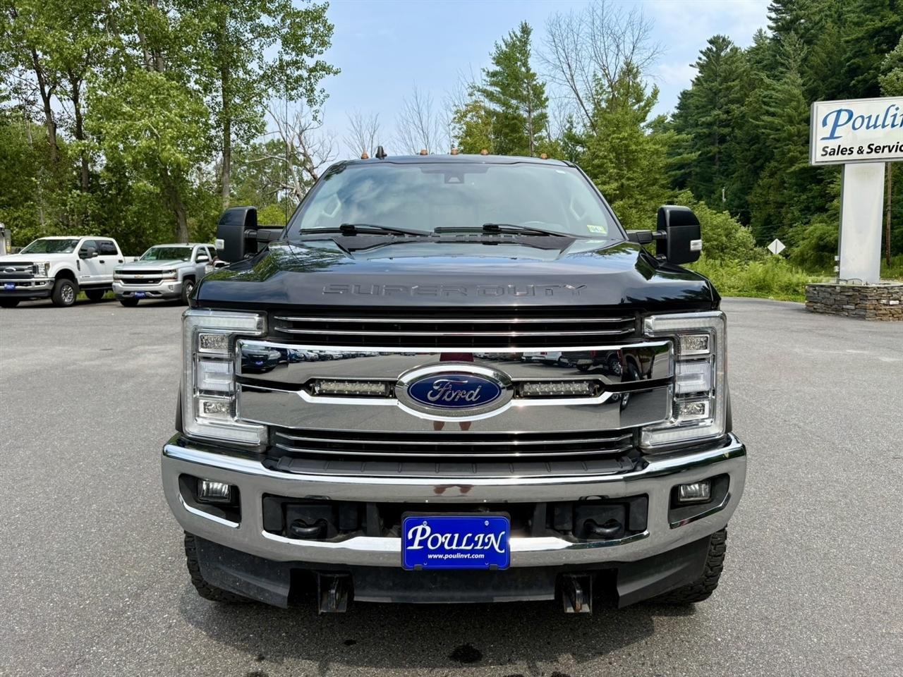 Ford F-250 SD Lariat Crew Cab 4WD 2019