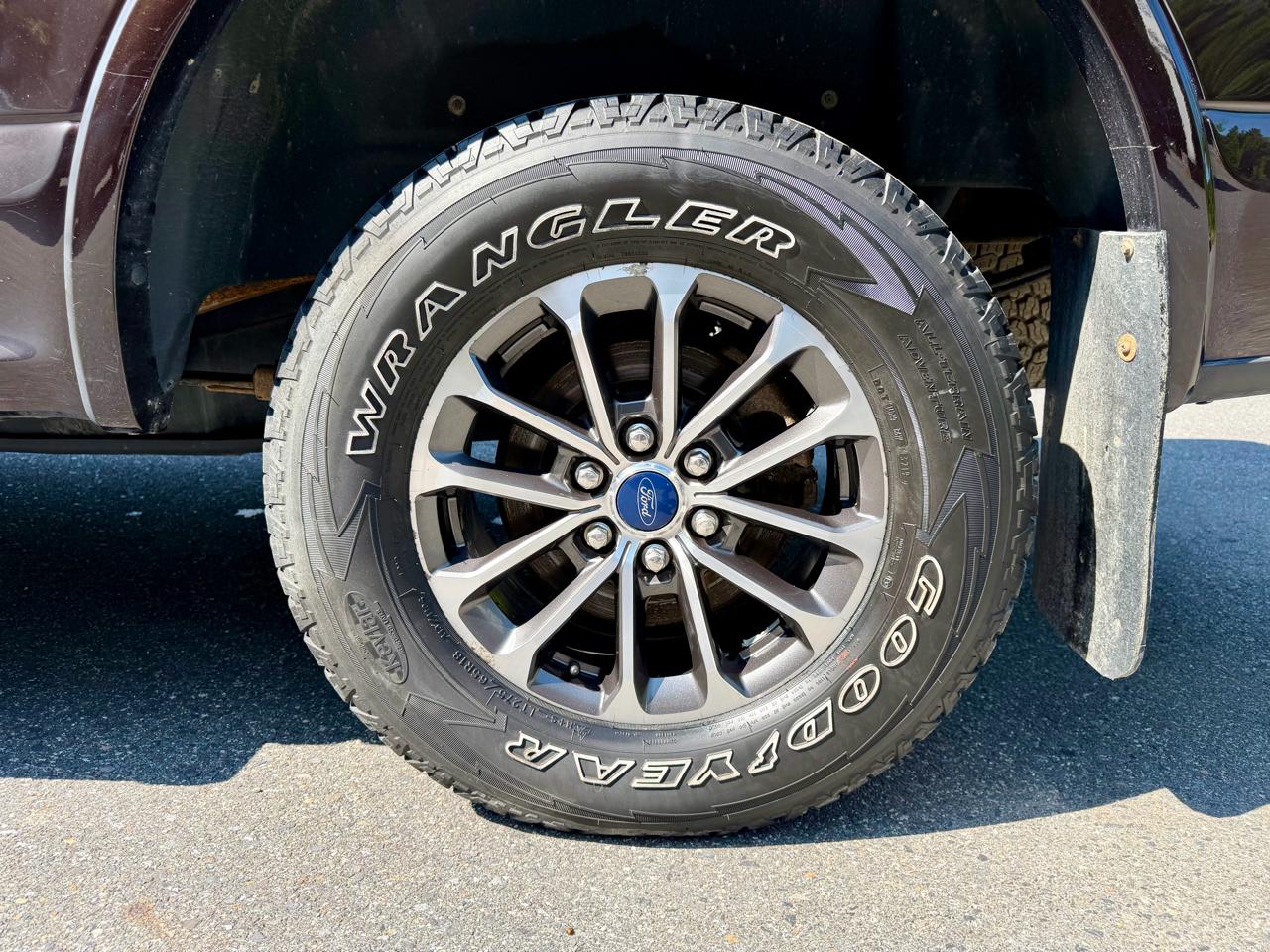 Ford F-150 XL SuperCrew 5.5-ft. Bed 4WD 2019
