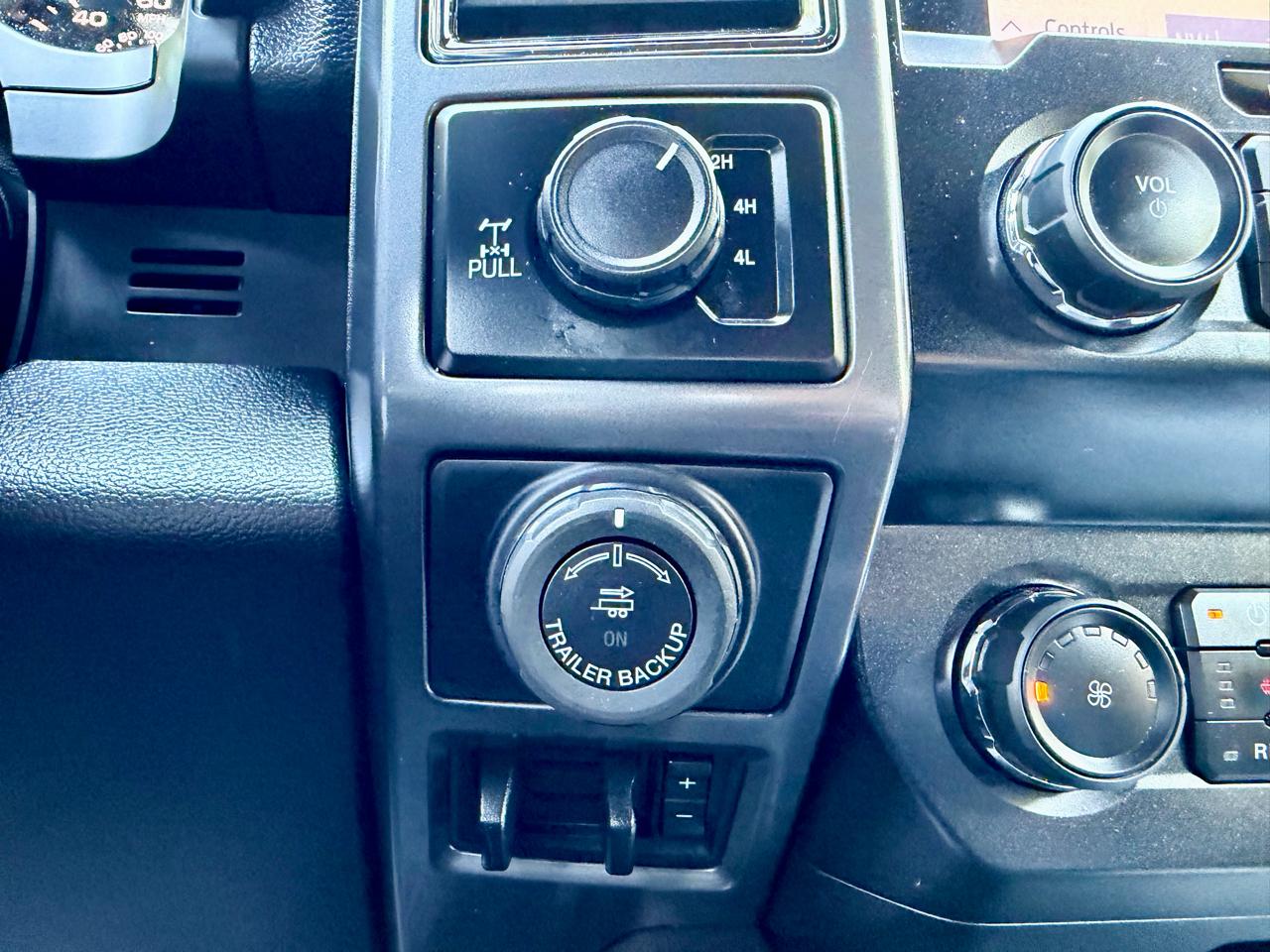 Ford F-150 XL SuperCrew 5.5-ft. Bed 4WD 2019