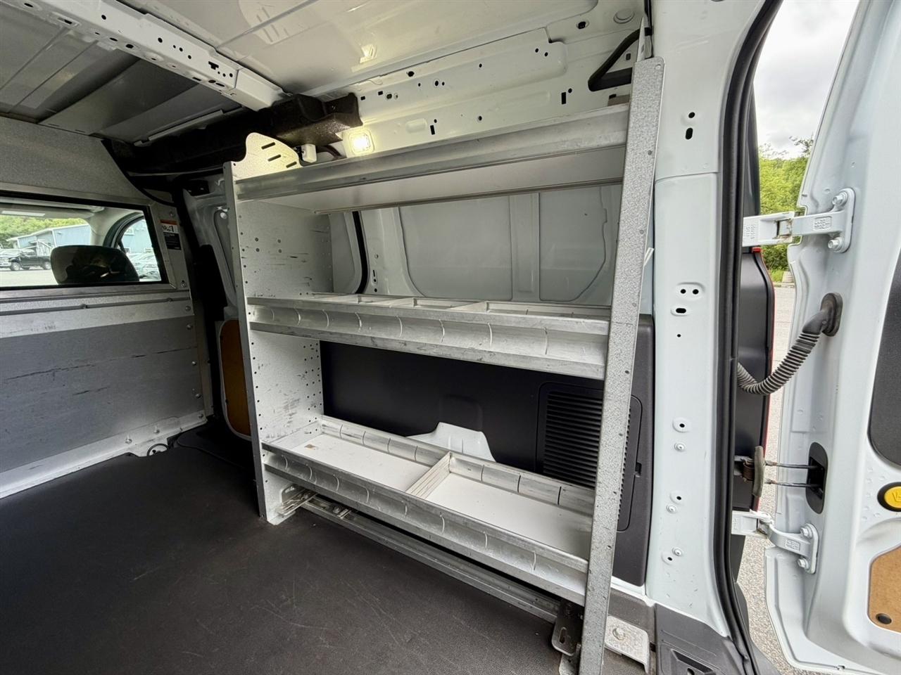 Ford Transit Connect Cargo Van XL LWB w/Rear Liftgate 2017