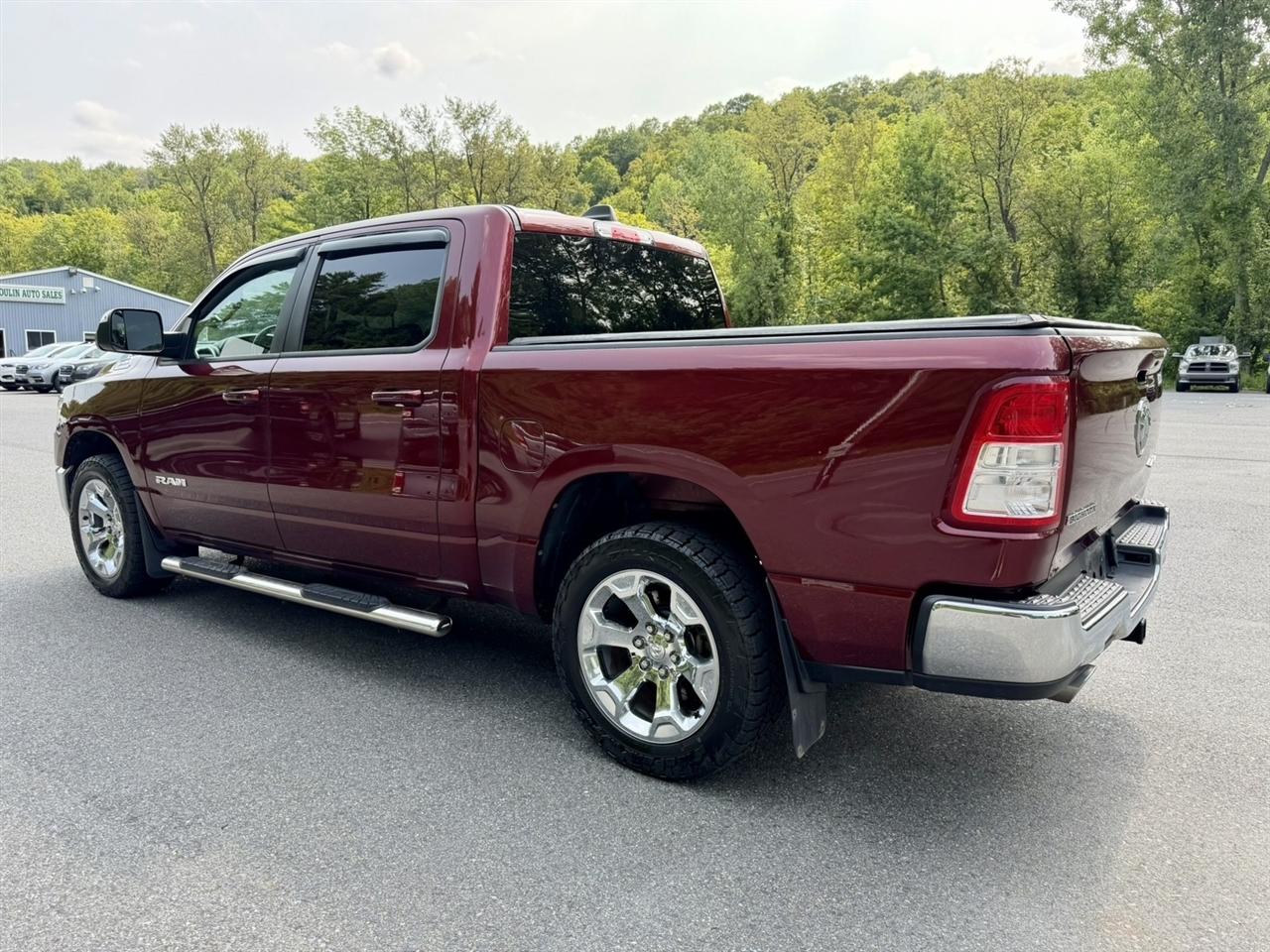 RAM 1500 Big Horn Crew Cab SWB 4WD 2022