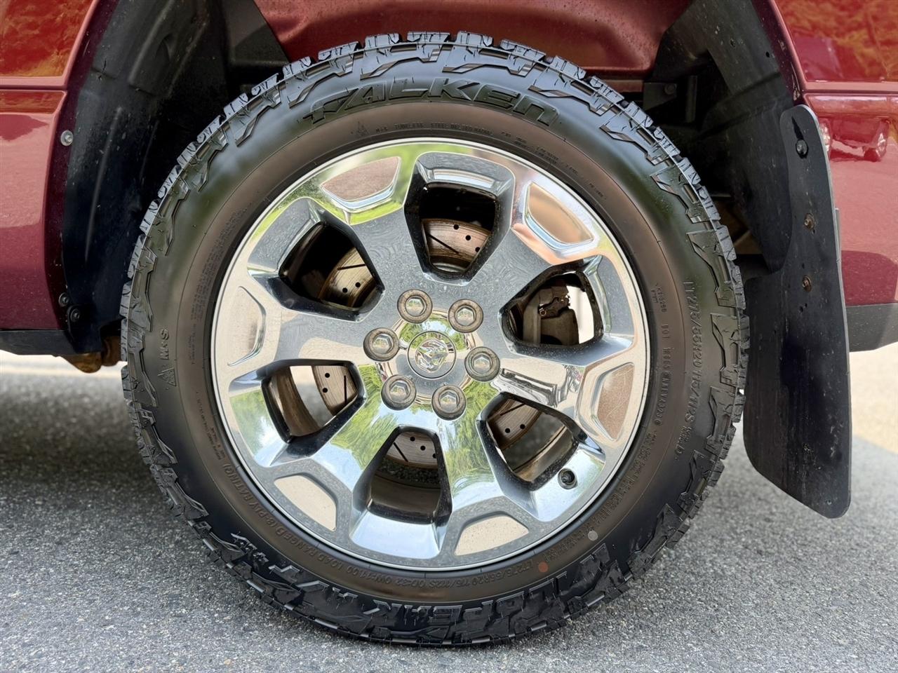 RAM 1500 Big Horn Crew Cab SWB 4WD 2022
