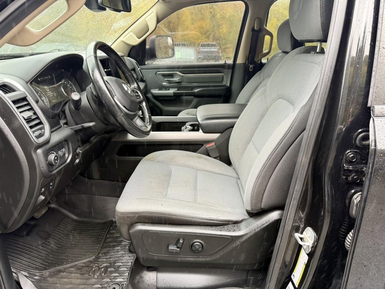 RAM 1500 Big Horn Crew Cab SWB 4WD 2019