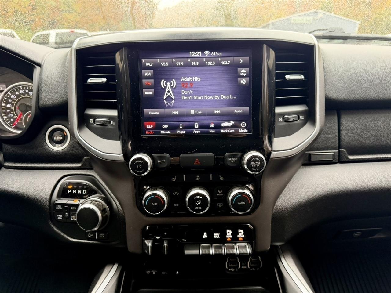 RAM 1500 Big Horn Crew Cab SWB 4WD 2019